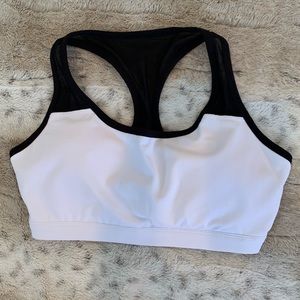 NWOT fabletics sports bra size xs